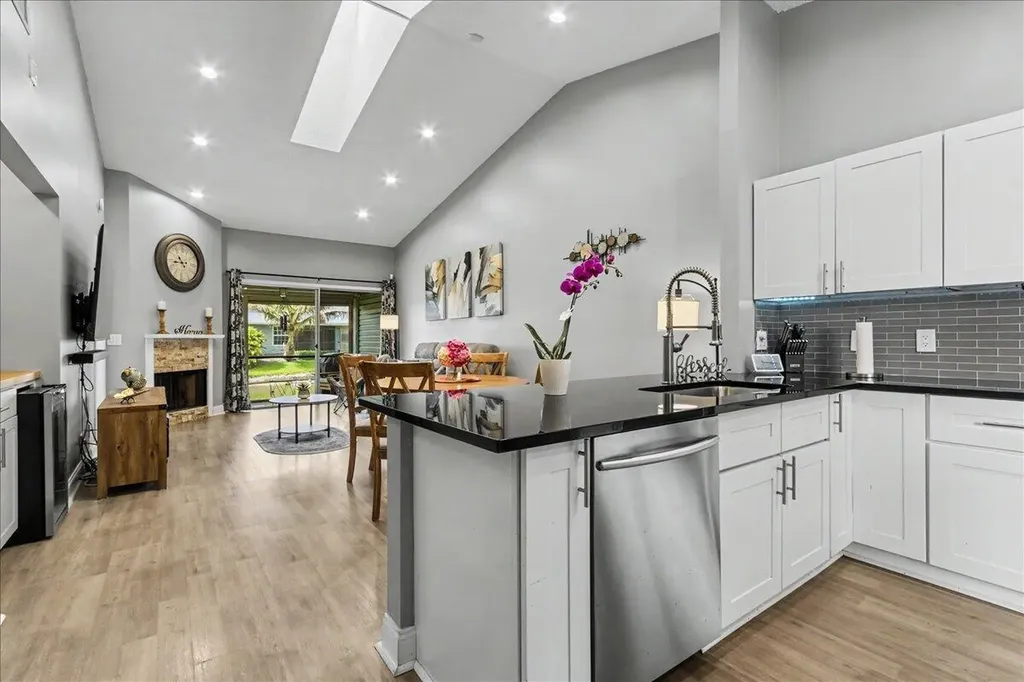3801 Island Club Circle E Lake Worth FL 33462