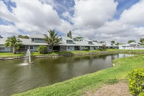 3801 Island Club Circle E Lake Worth FL 33462