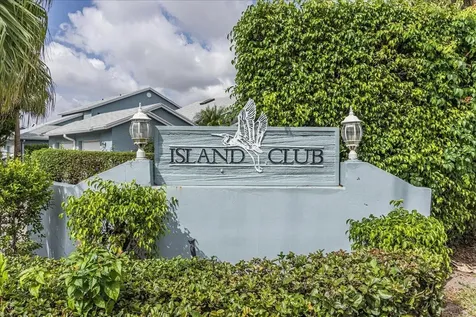 3801 Island Club Circle E Lake Worth FL 33462
