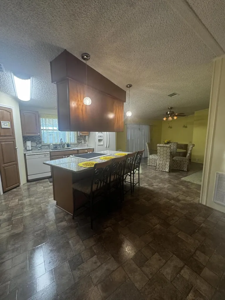 14041 Zorzal Avenue Fort Pierce FL 34951