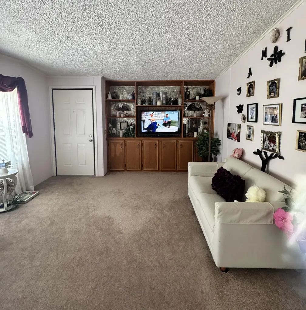 14041 Zorzal Avenue Fort Pierce FL 34951