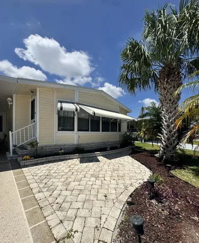14041 Zorzal Avenue Fort Pierce FL 34951