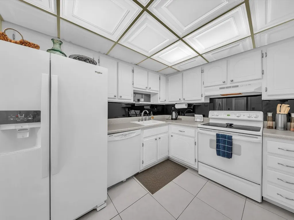 3215 S Ocean Boulevard Highland Beach FL 33487