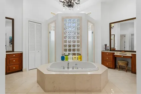 1819 NW 124th Avenue Coral Springs FL 33071