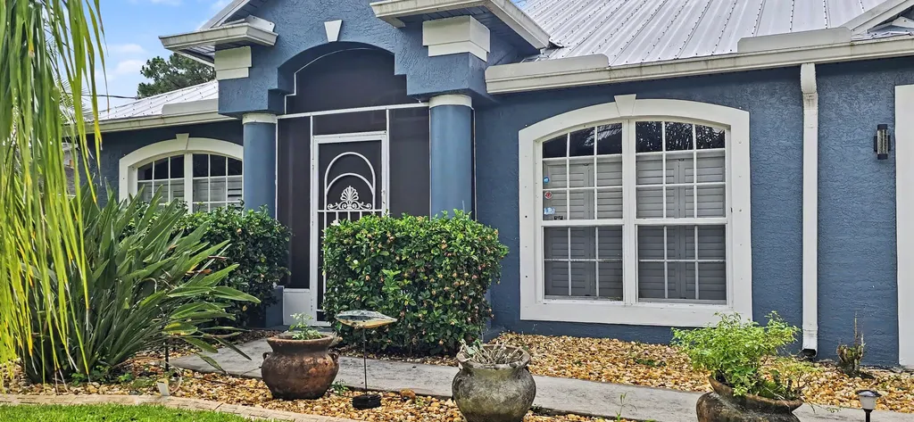 1874 SW Nantucket Avenue Port St Lucie FL 34953