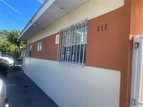 210 SE 9th Street Hallandale Beach FL 33009