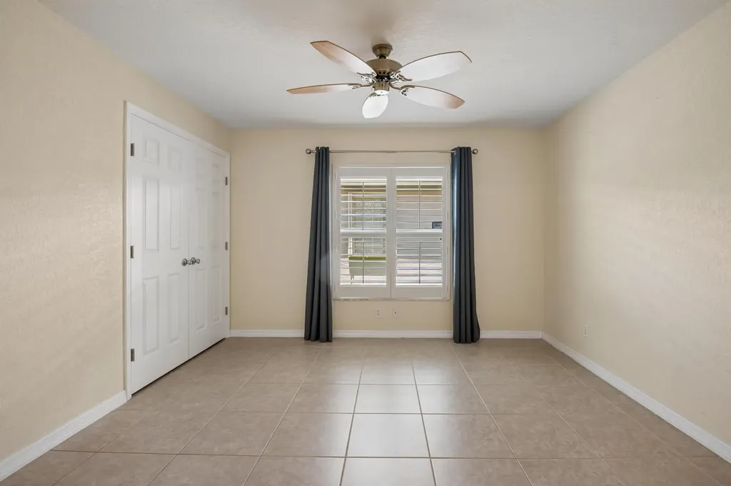 5330 Vernio Lane Boynton Beach FL 33437
