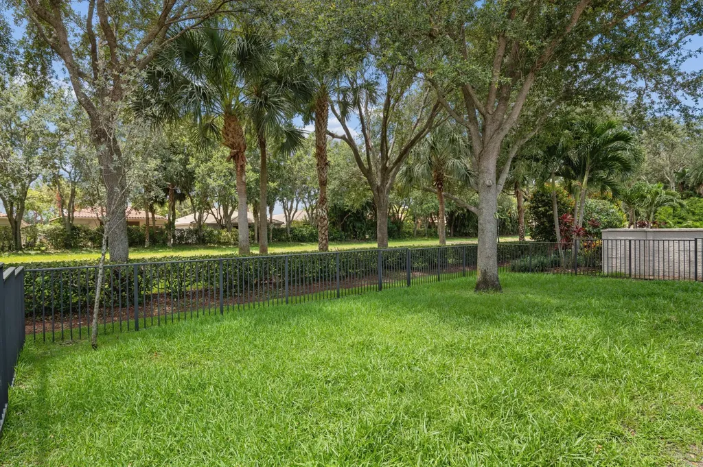 5330 Vernio Lane Boynton Beach FL 33437
