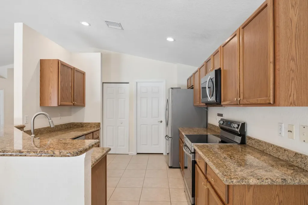 5330 Vernio Lane Boynton Beach FL 33437