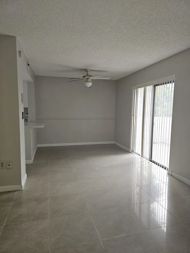 8455 Coral Lake Way Coral Springs FL 33065
