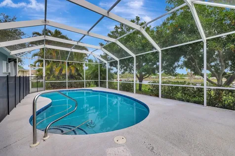 2704 SE Eagle Drive Port St Lucie FL 34984