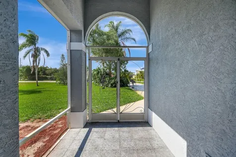 2704 SE Eagle Drive Port St Lucie FL 34984