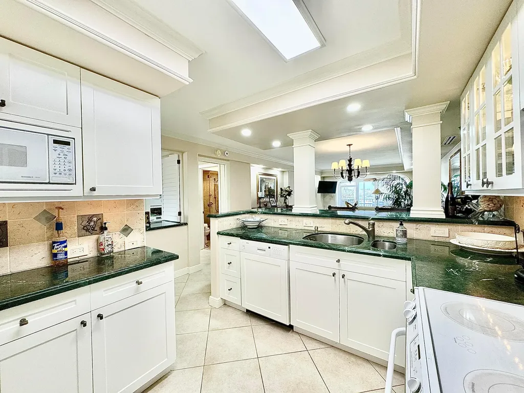 2871 N Ocean Boulevard Boca Raton FL 33431
