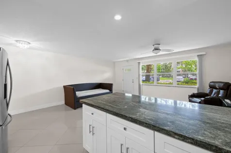 2503 Antigua Terrace Coconut Creek FL 33066