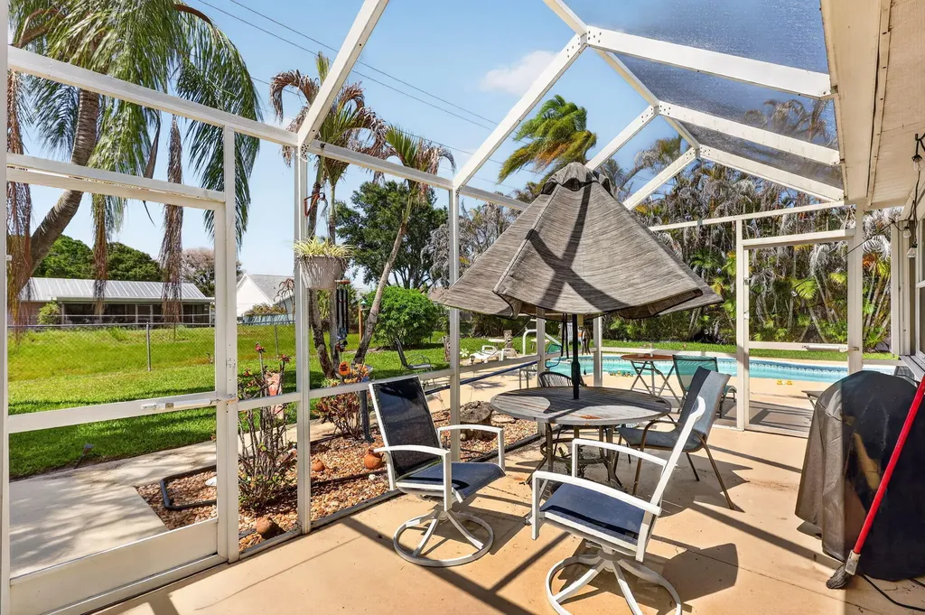 2755 SE Caladium Avenue Port St Lucie FL 34952