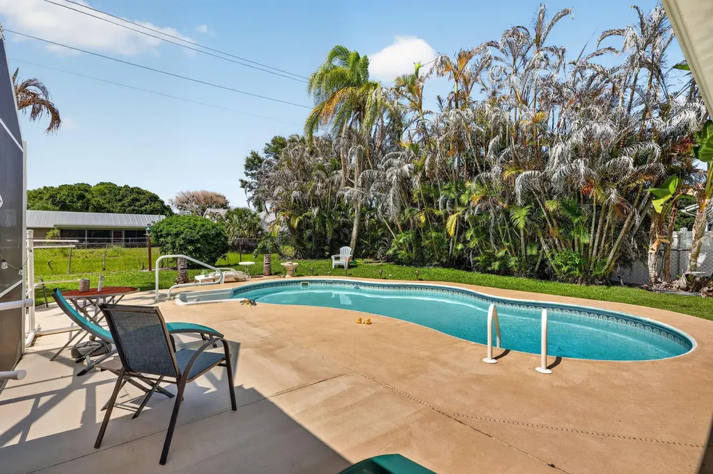 2755 SE Caladium Avenue Port St Lucie FL 34952