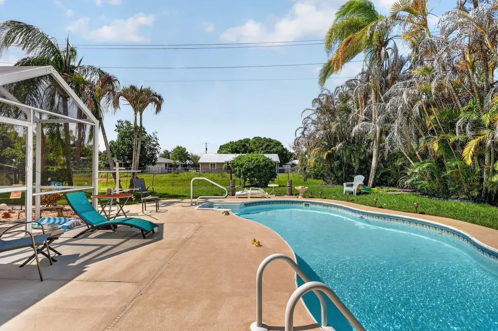 2755 SE Caladium Avenue Port St Lucie FL 34952