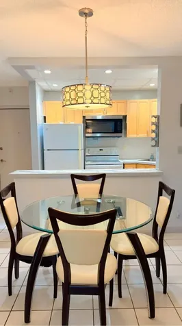 1560 Mckinley Street Hollywood FL 33020