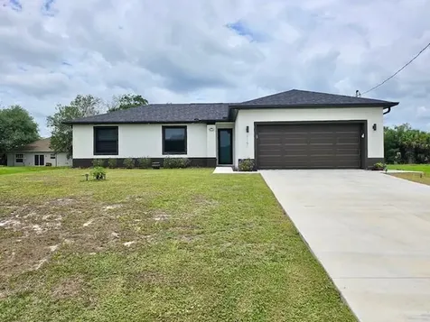 1151 Jabara Circle Labelle FL 33935