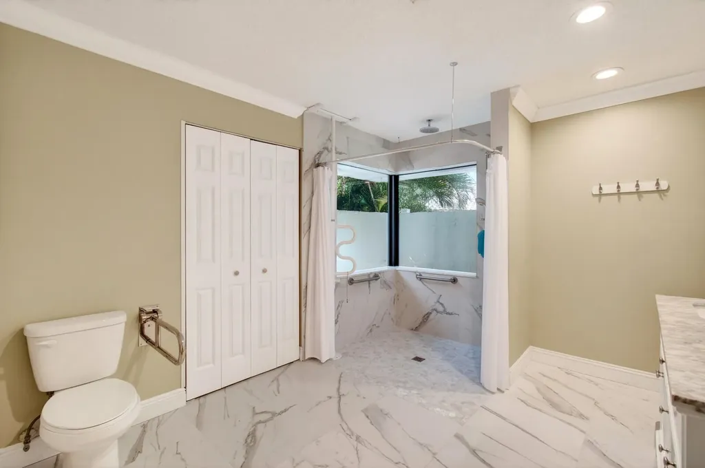22491 Martella Avenue Boca Raton FL 33433