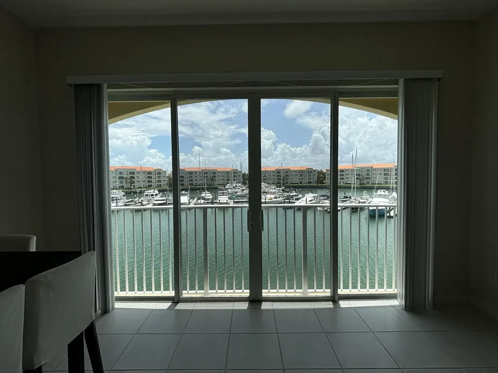 10 E Harbour Isle Drive Drive E Fort Pierce FL 34949
