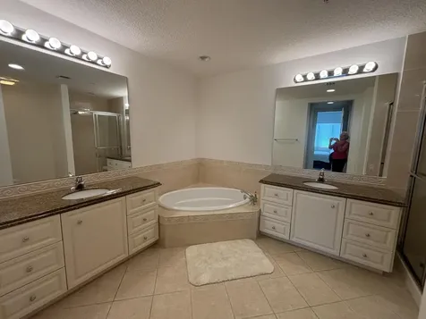 10 E Harbour Isle Drive Drive E Fort Pierce FL 34949