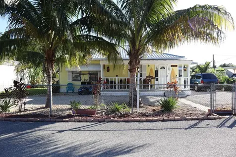 1099 7th Street Okeechobee FL 34974