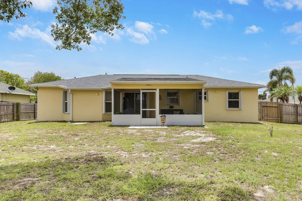 729 SW Saragossa Avenue Port St Lucie FL 34953