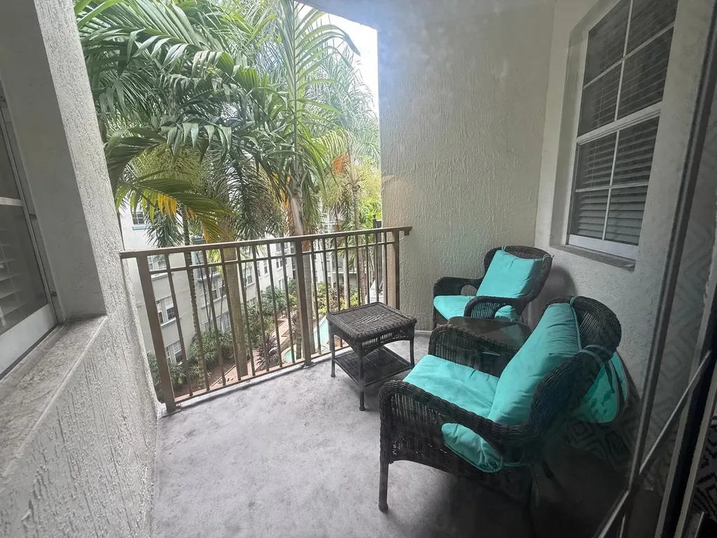 533 NE 3rd Avenue Fort Lauderdale FL 33301