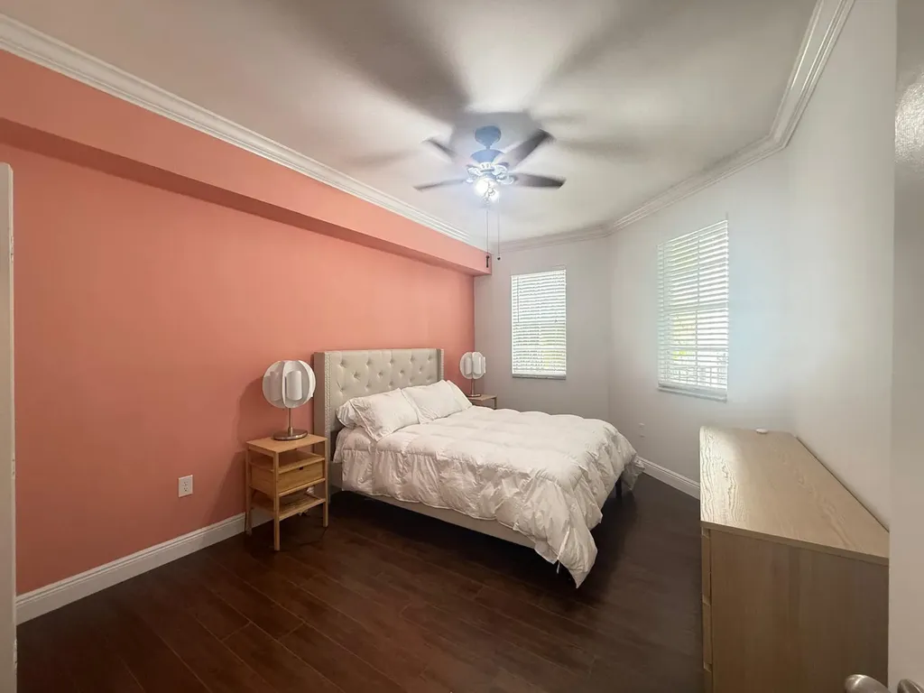 533 NE 3rd Avenue Fort Lauderdale FL 33301