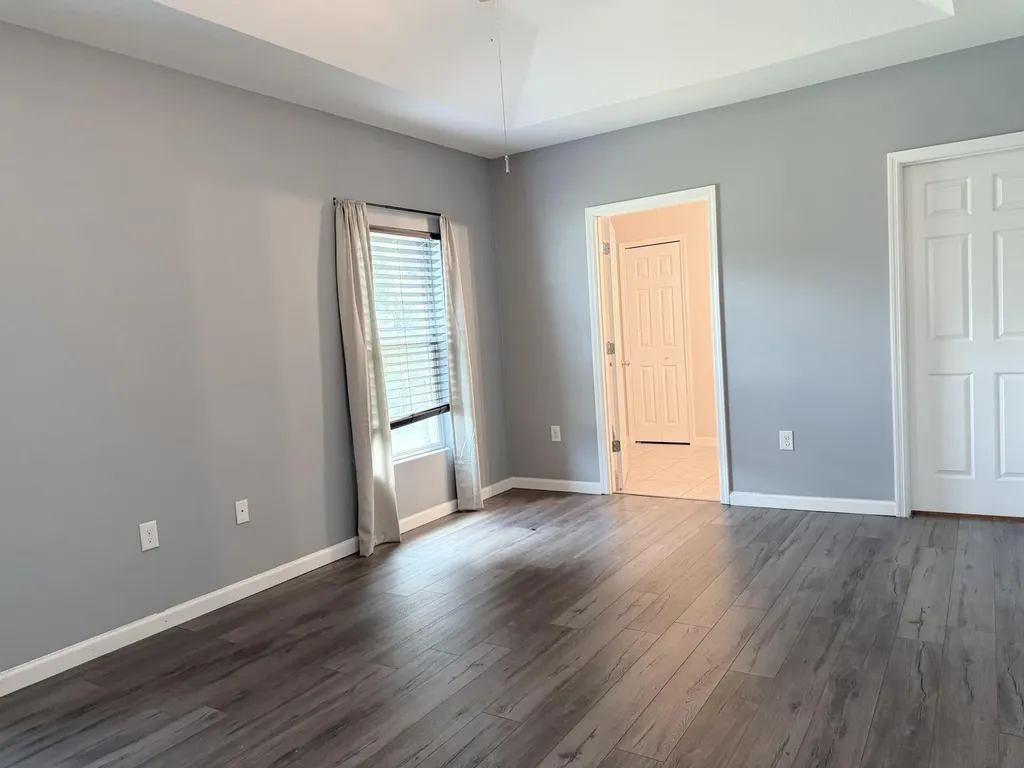 1269 SW Lexington Manor SW Vero Beach FL 32962