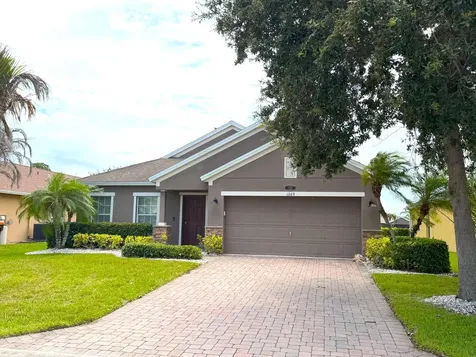 1269 SW Lexington Manor SW Vero Beach FL 32962