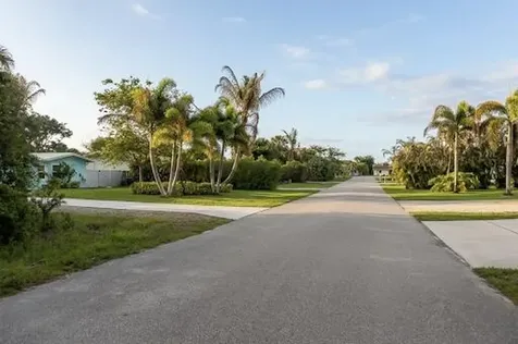 1115 NE Terrace Way Jensen Beach FL 34957
