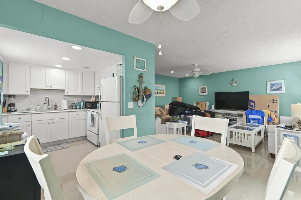 520 Monaco K Delray Beach FL 33446