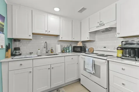 520 Monaco K Delray Beach FL 33446