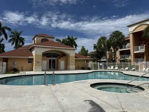 6900 SW 39th Street Davie FL 33314