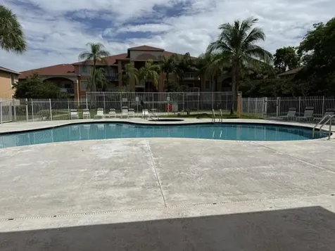6900 SW 39th Street Davie FL 33314