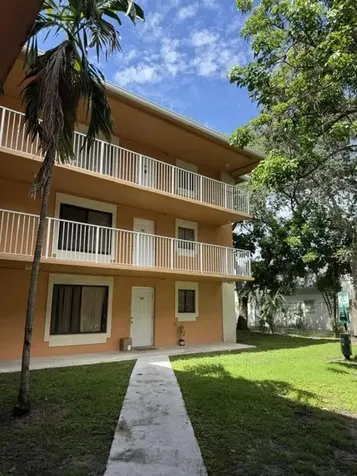 6900 SW 39th Street Davie FL 33314