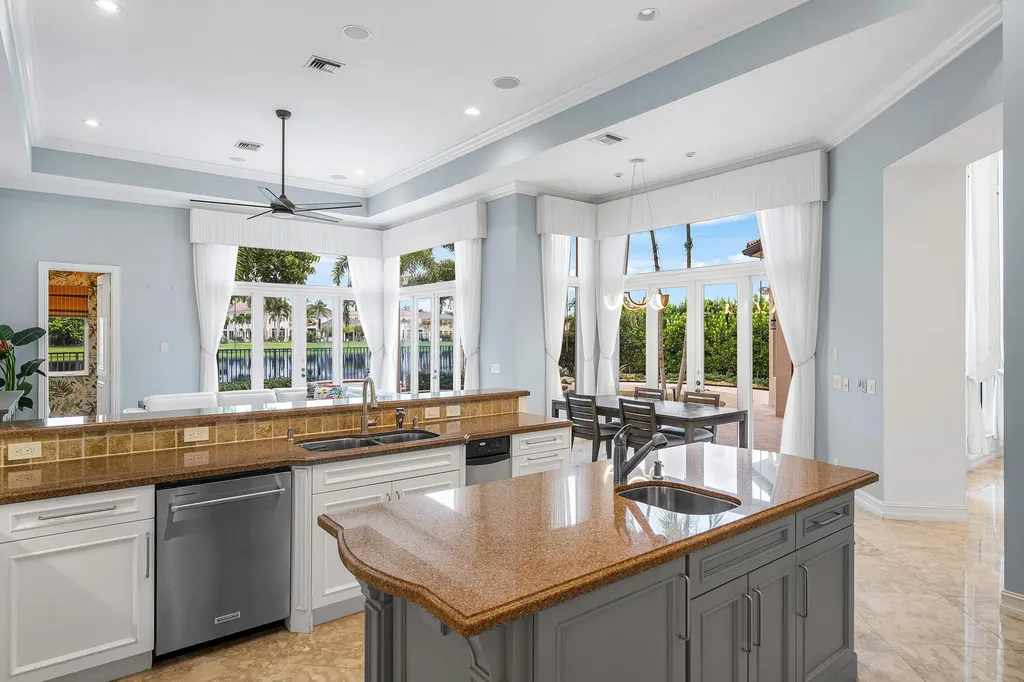9588 Bridgebrook Drive Boca Raton FL 33496