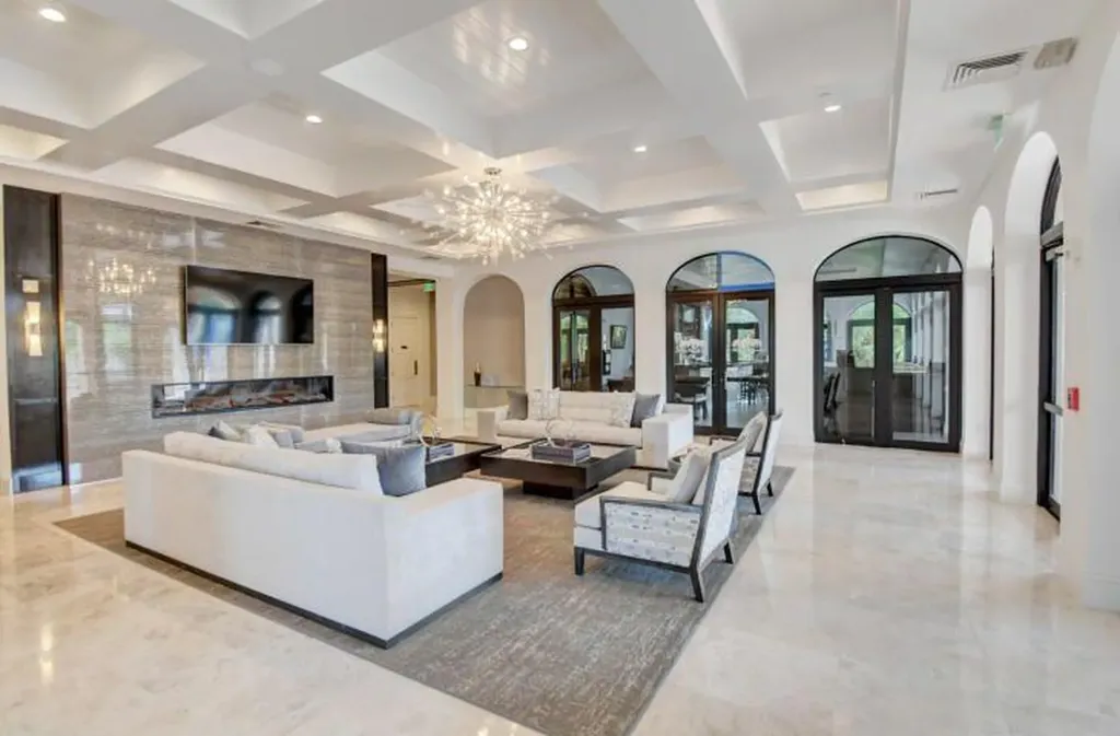 9588 Bridgebrook Drive Boca Raton FL 33496