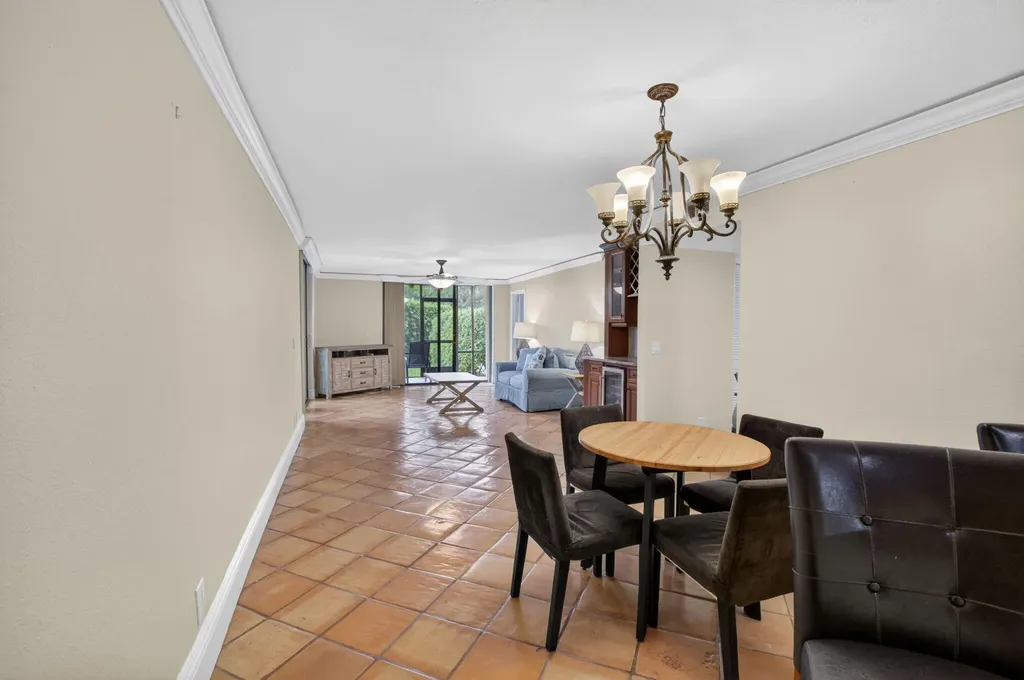 1202 S Lake Drive Lantana FL 33462