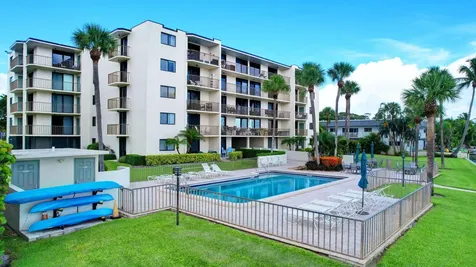 1202 S Lake Drive Lantana FL 33462