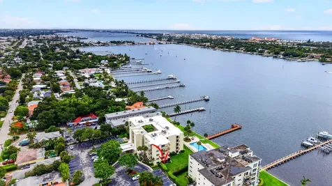 1202 S Lake Drive Lantana FL 33462