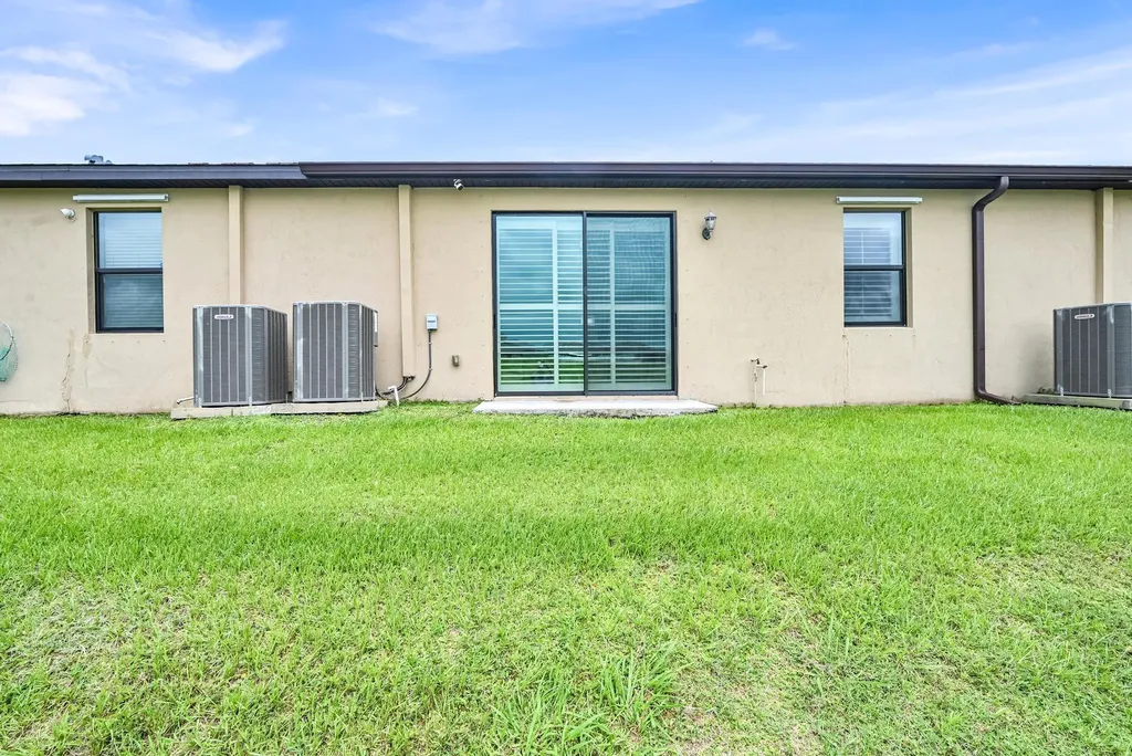 1623 Merriment Way Fort Pierce FL 34947