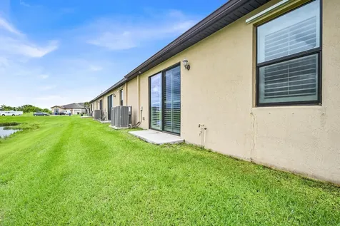 1623 Merriment Way Fort Pierce FL 34947