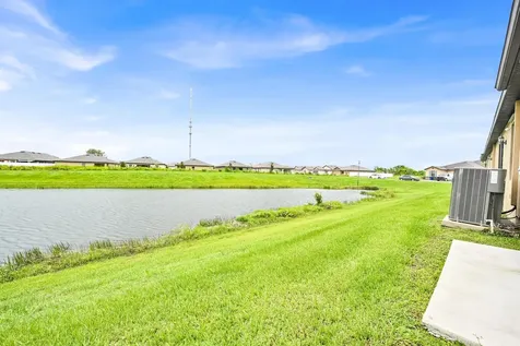1623 Merriment Way Fort Pierce FL 34947