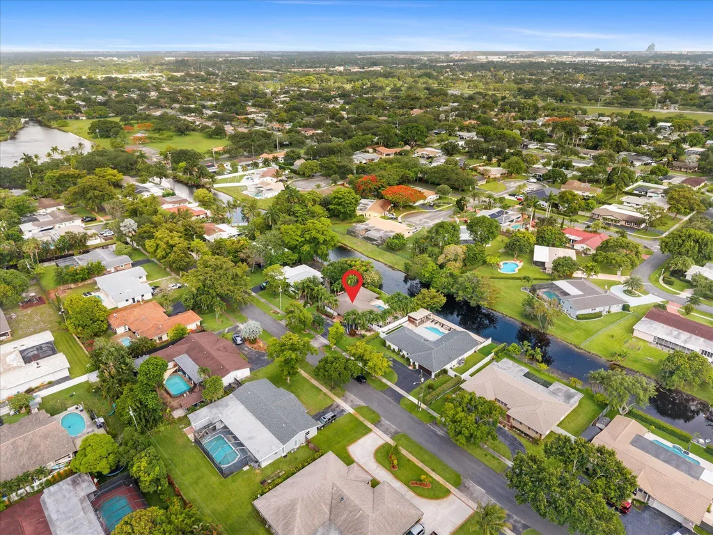 6250 SW 6th Street Plantation FL 33317