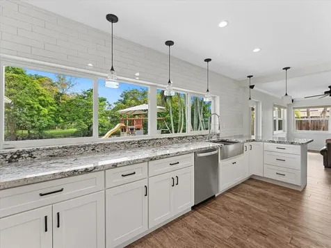 6250 SW 6th Street Plantation FL 33317