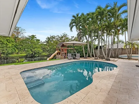 6250 SW 6th Street Plantation FL 33317