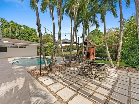 6250 SW 6th Street Plantation FL 33317